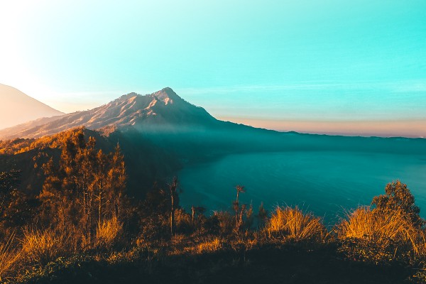 Batur Caldera Sunrise Trekking with Hot Spring